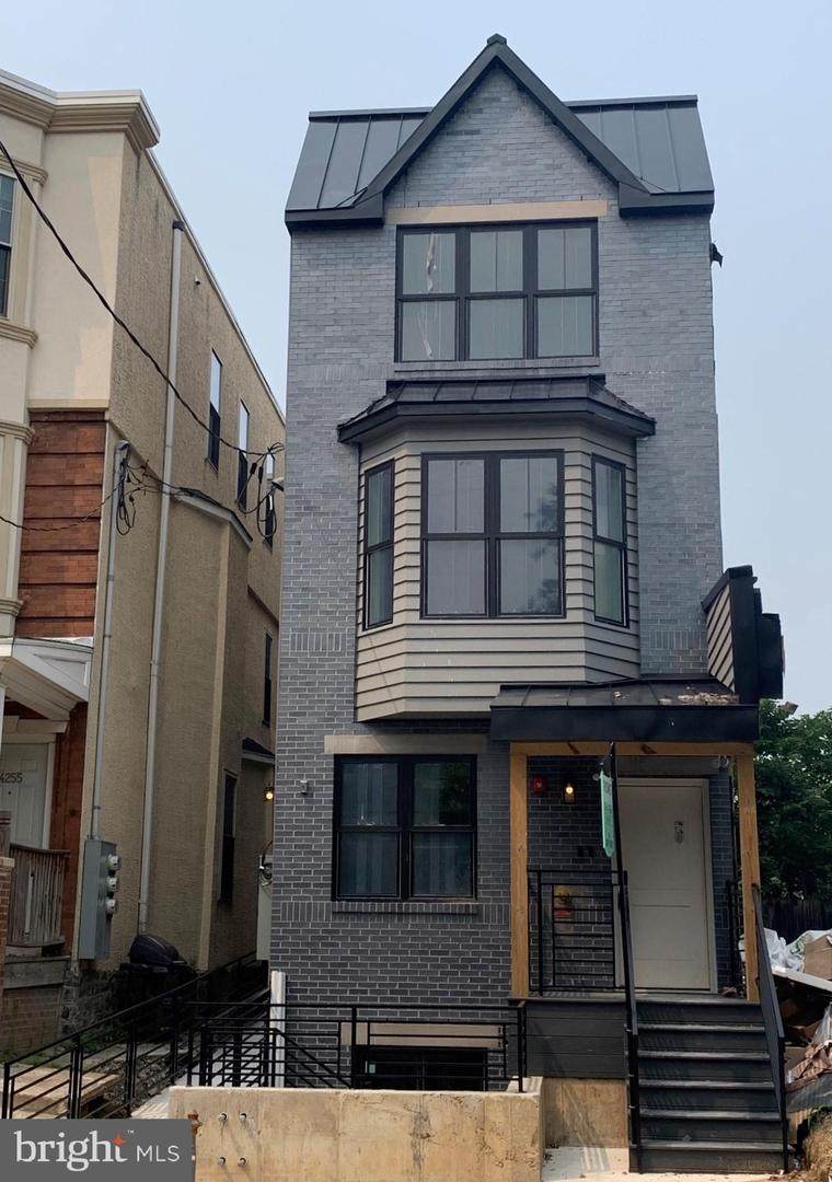 4253 Sansom Street - Photo 1