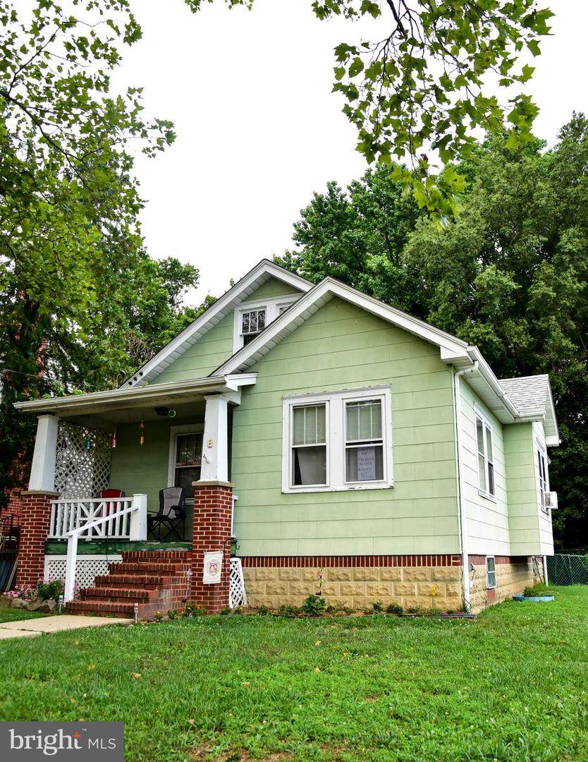 8 Oriental Avenue - Photo 1
