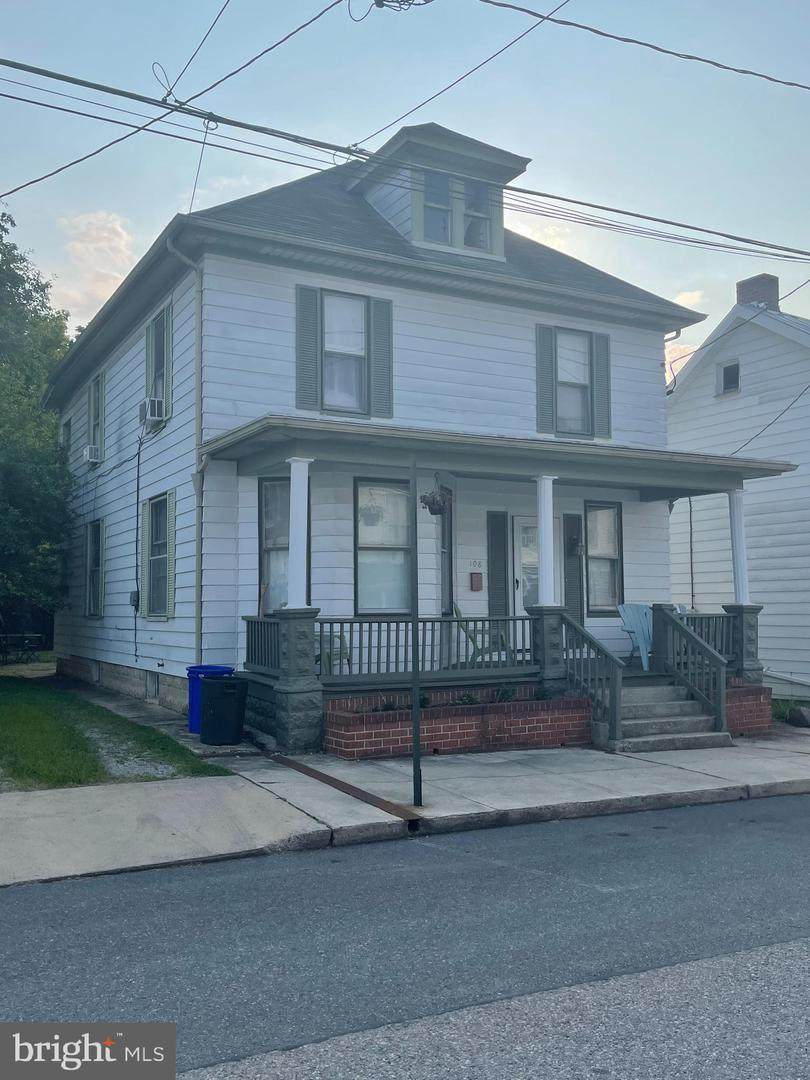 108 Penn Street - Photo 1