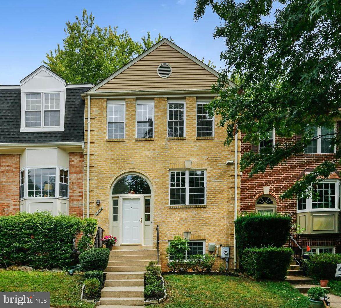 5628 Hogenhill Terrace - Photo 1