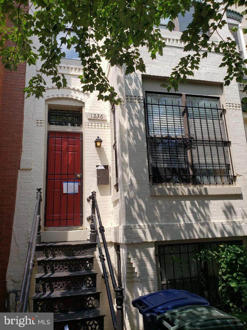1236 4TH Street - Photo 1