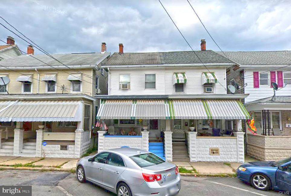 225 White Street - Photo 1