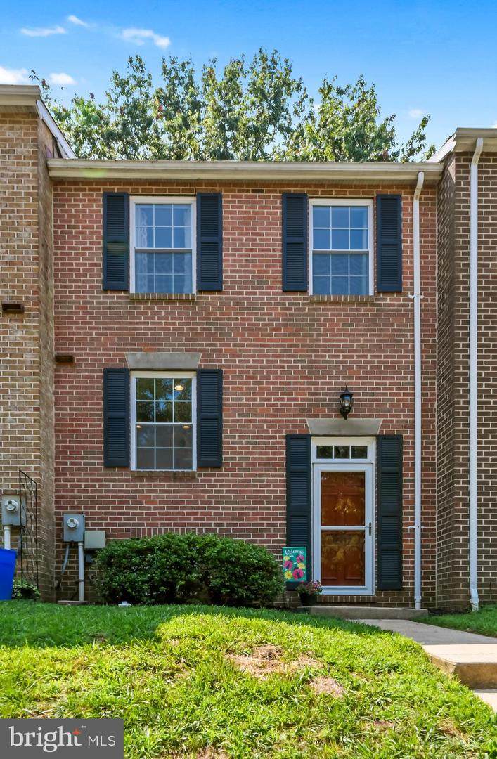 2607 Ebony Road - Photo 1