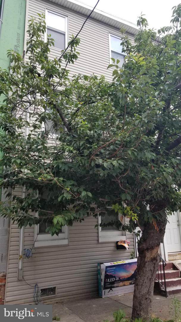 1537 Stiles Street - Photo 1