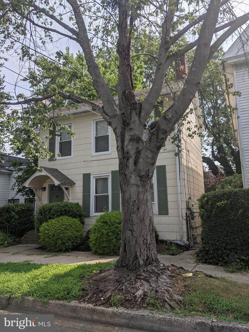 105 American Avenue - Photo 1