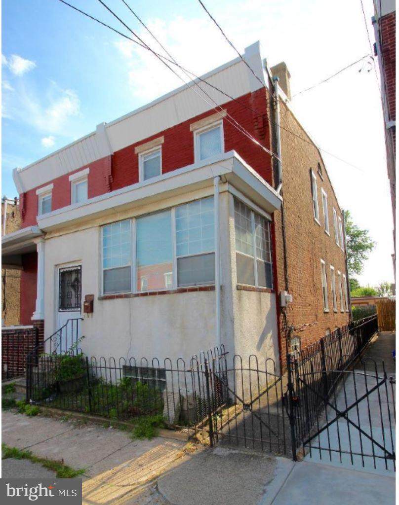 2330 Duncan Street - Photo 1