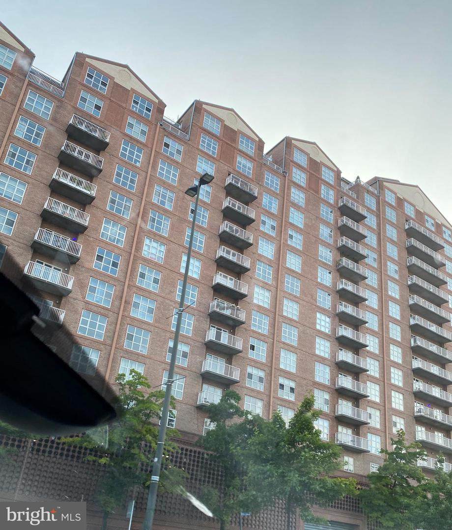 250 President St - Photo 1