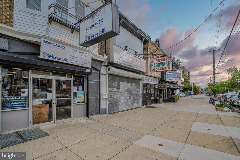 1909 54TH Street - Photo 1