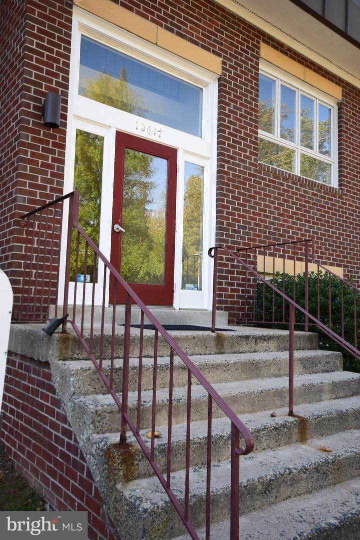 10617 Jones Street - Photo 1