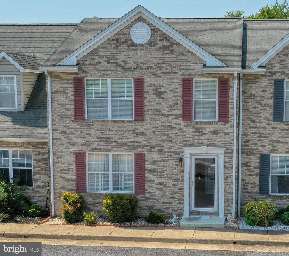 1170 Hisey Avenue - Photo 1