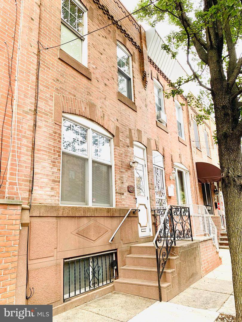 2410 Woodstock Street - Photo 1