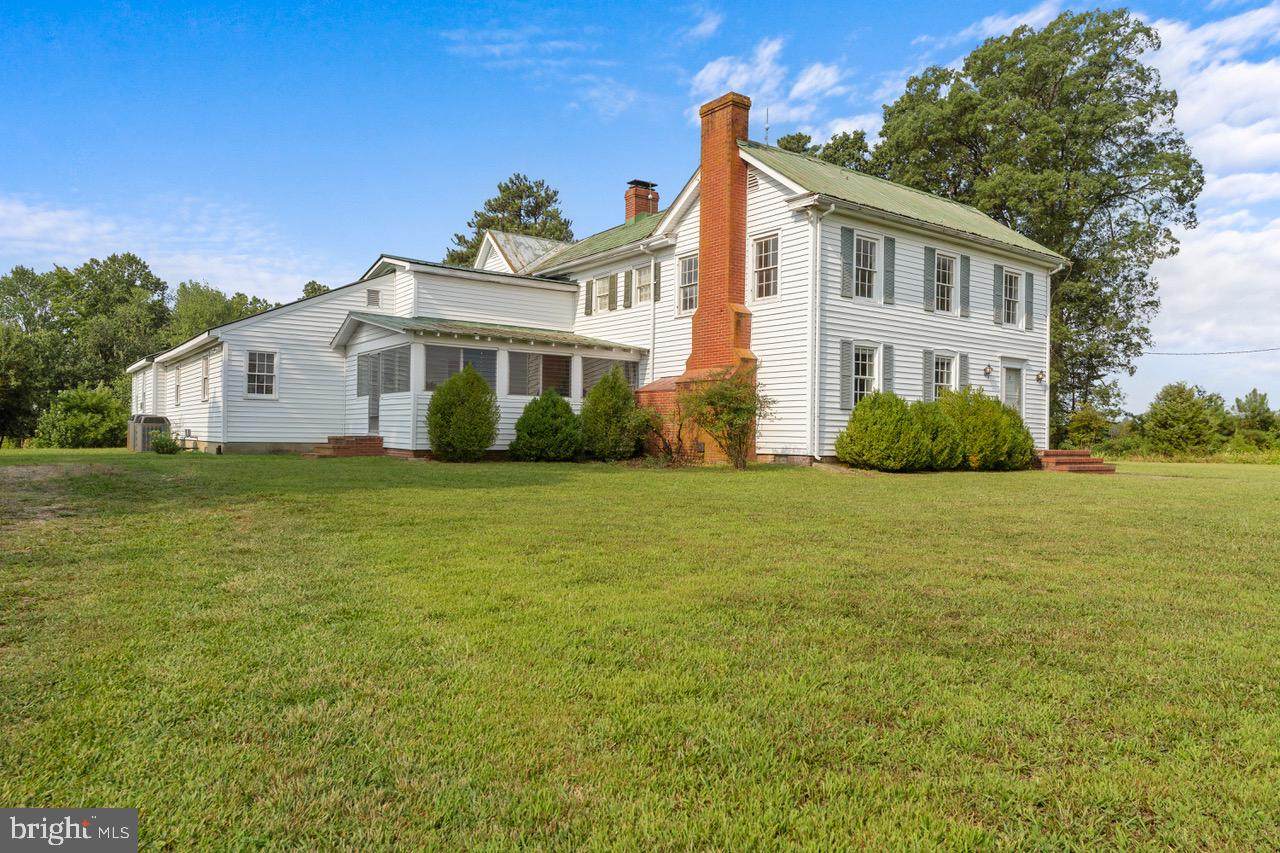 240 Rectory Road - Photo 1