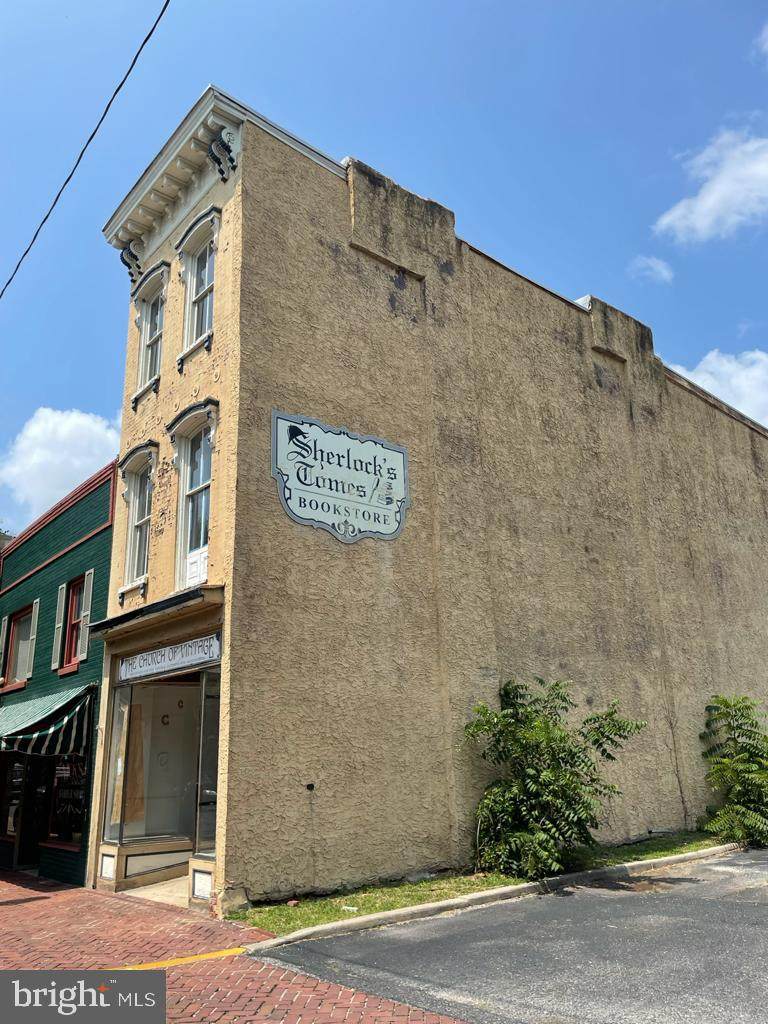 27 Commerce Street - Photo 1