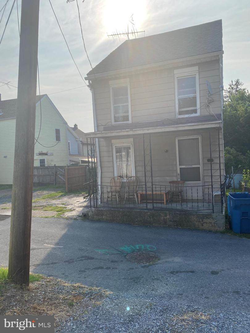 214 Fisher Avenue - Photo 1