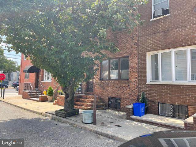 2648 Hicks Street - Photo 1