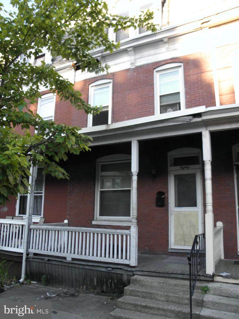80 17TH Street - Photo 1