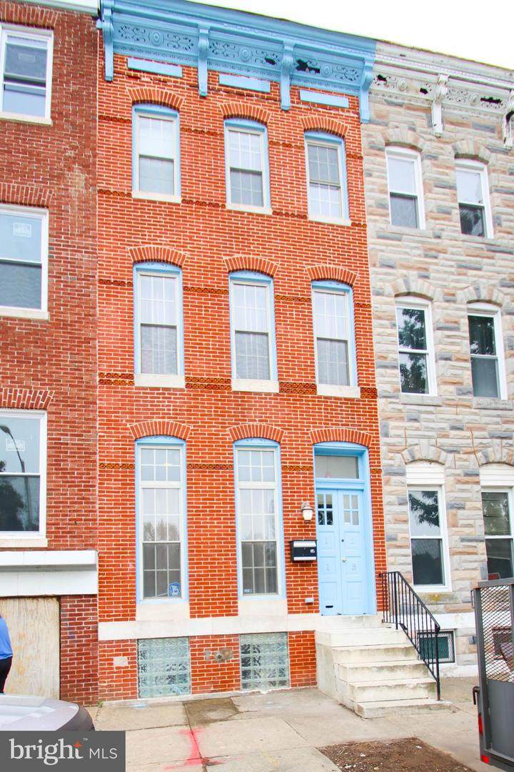 1215 Preston Street - Photo 1