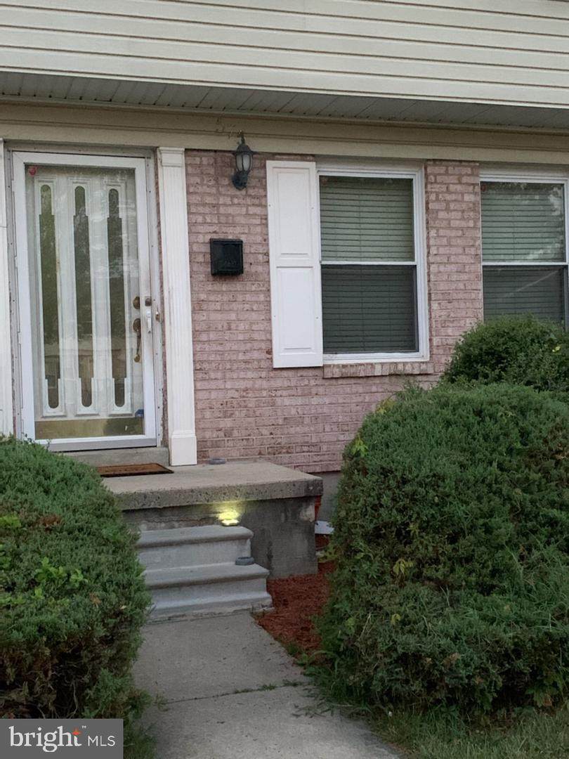575 Jamestown Court - Photo 1