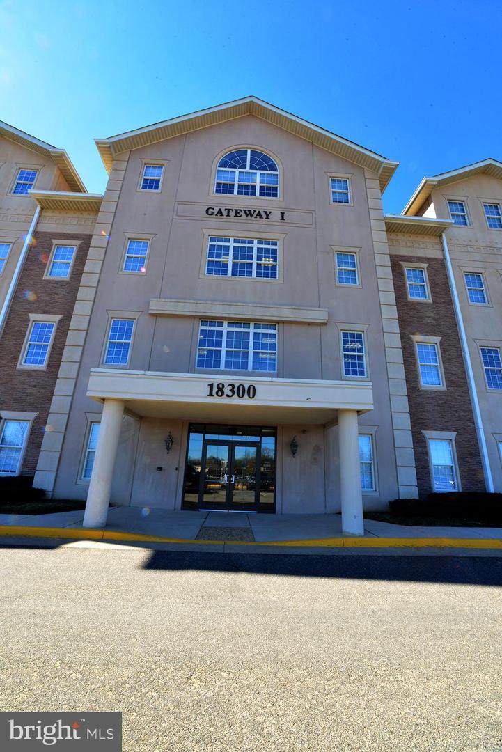 18354-4TH FLOOR Quantico Gateway Drive - Photo 1
