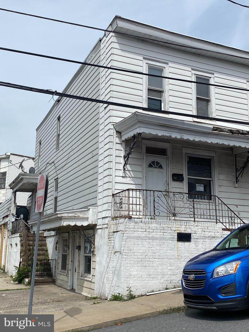340 Jardin Street - Photo 1