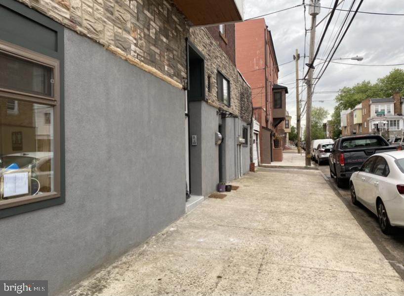 838 Corinthian Avenue - Photo 1
