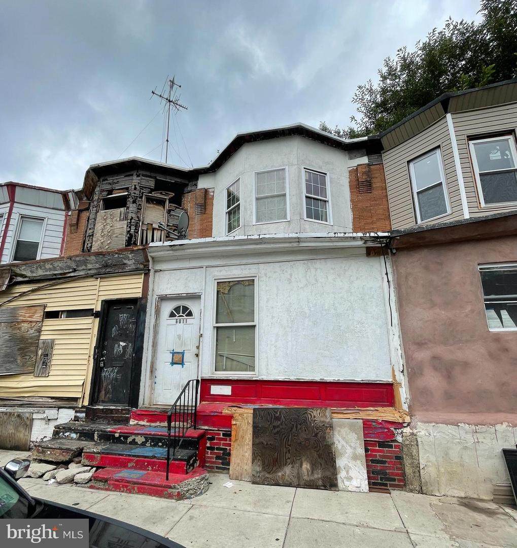 6011 Yocum Street - Photo 1
