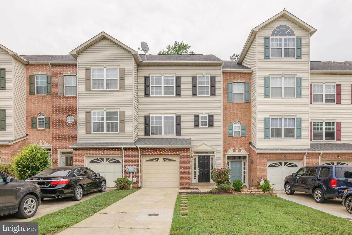414 Cambridge Place - Photo 1