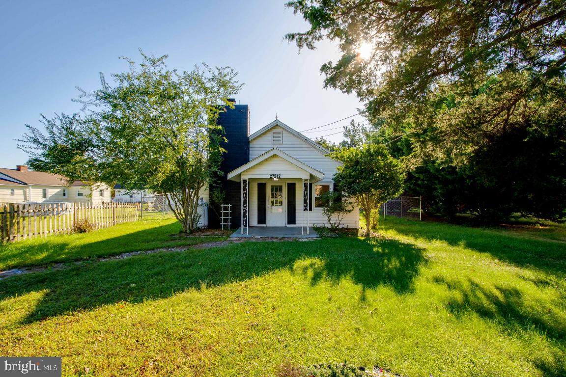 27212 Danville Street - Photo 1