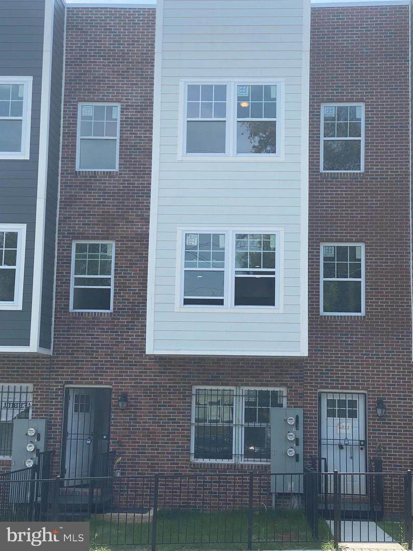 6013 Eads Street - Photo 1