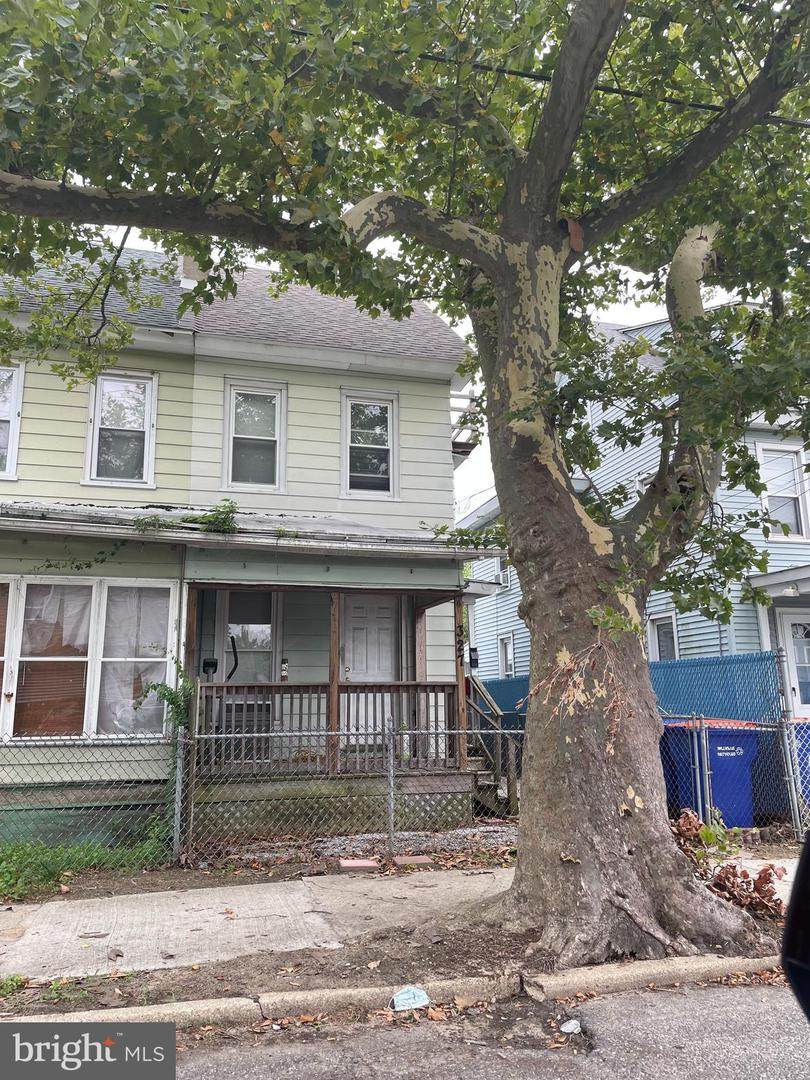327 3RD Street - Photo 1