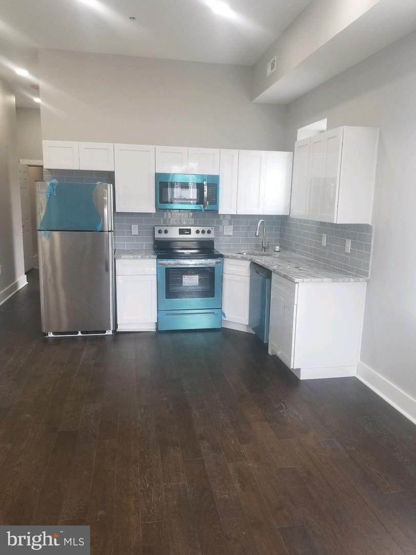 1512 Girard Avenue - Photo 1