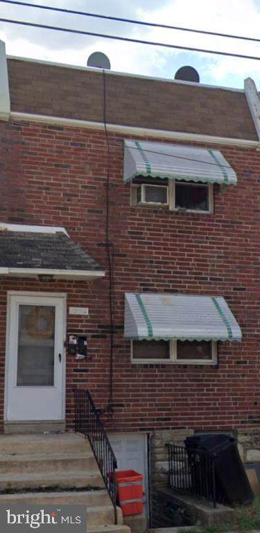 1028 Sanger Street - Photo 1