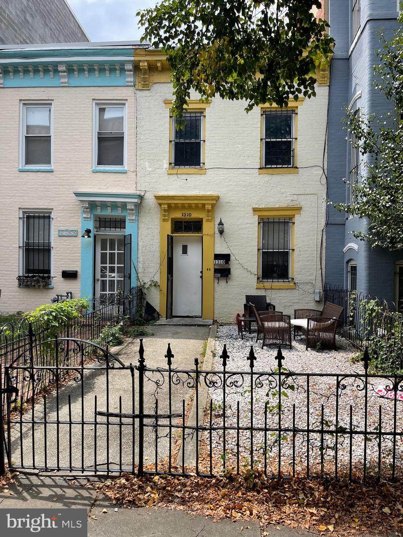 1310 8TH Street - Photo 1