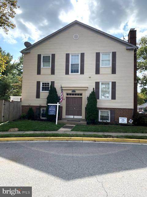 8001 Sleepy View Lane - Photo 1