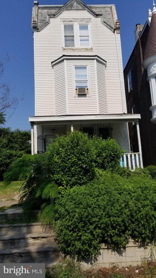 3322 17TH Street - Photo 1