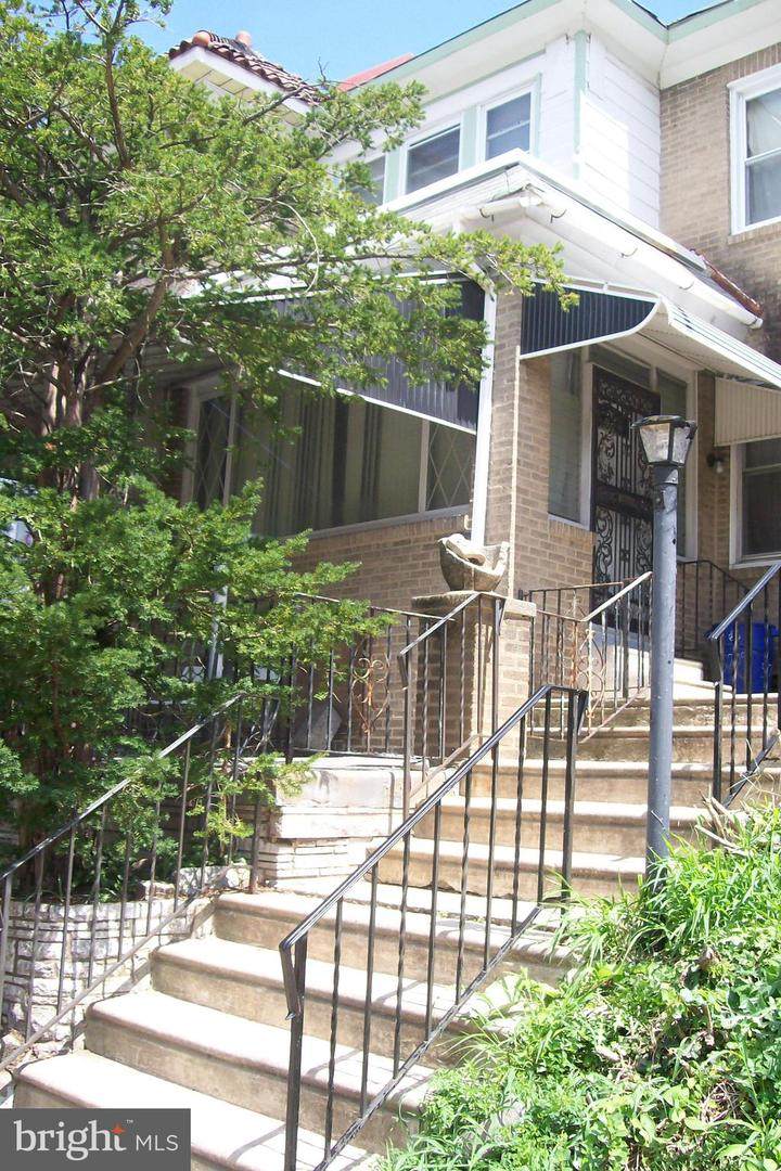 5709 16TH Street - Photo 1