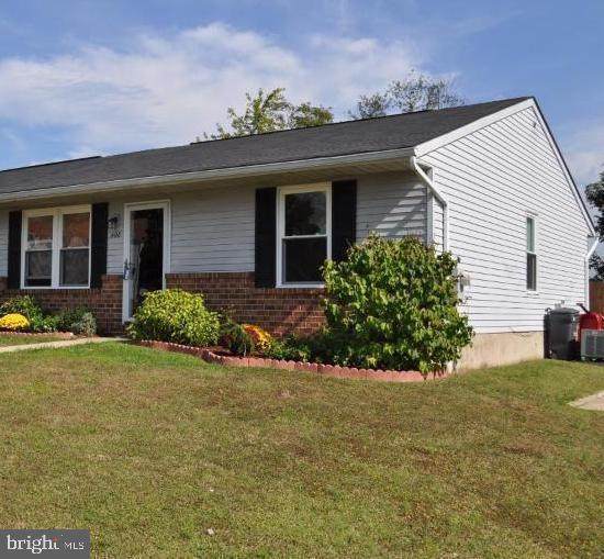 408 Berkshire Court - Photo 1