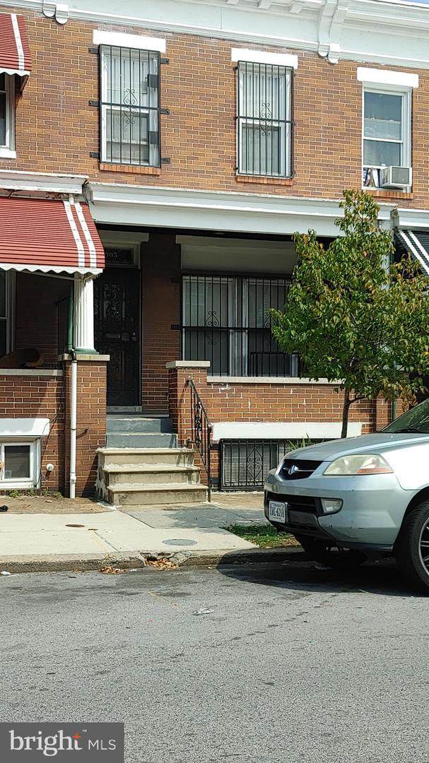 905 Lakewood Avenue - Photo 1