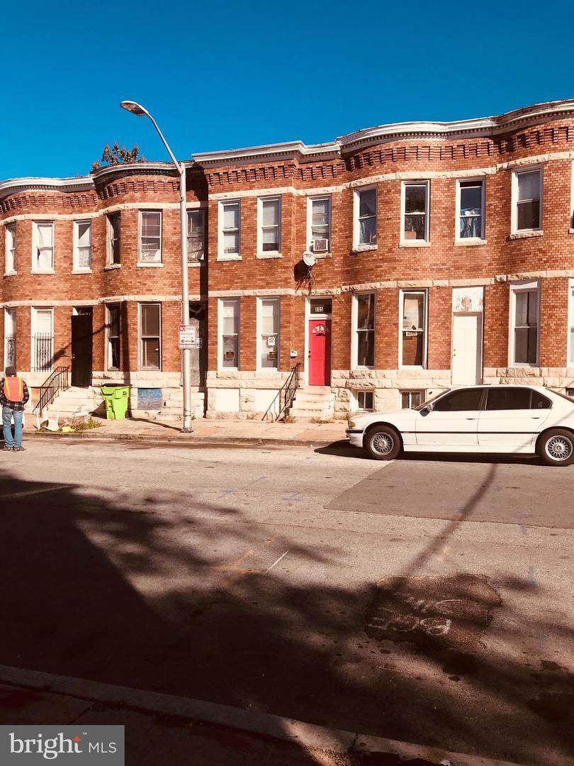 805 Appleton Street - Photo 1