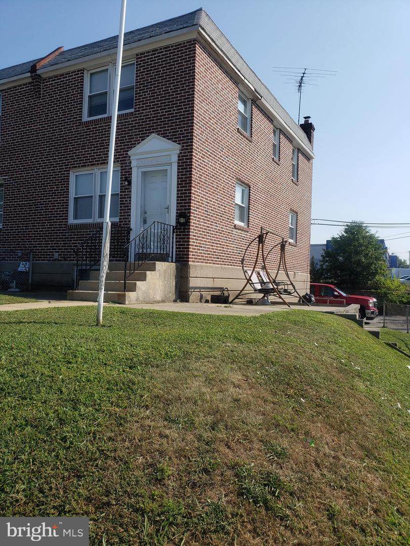 65 Folcroft Avenue - Photo 1