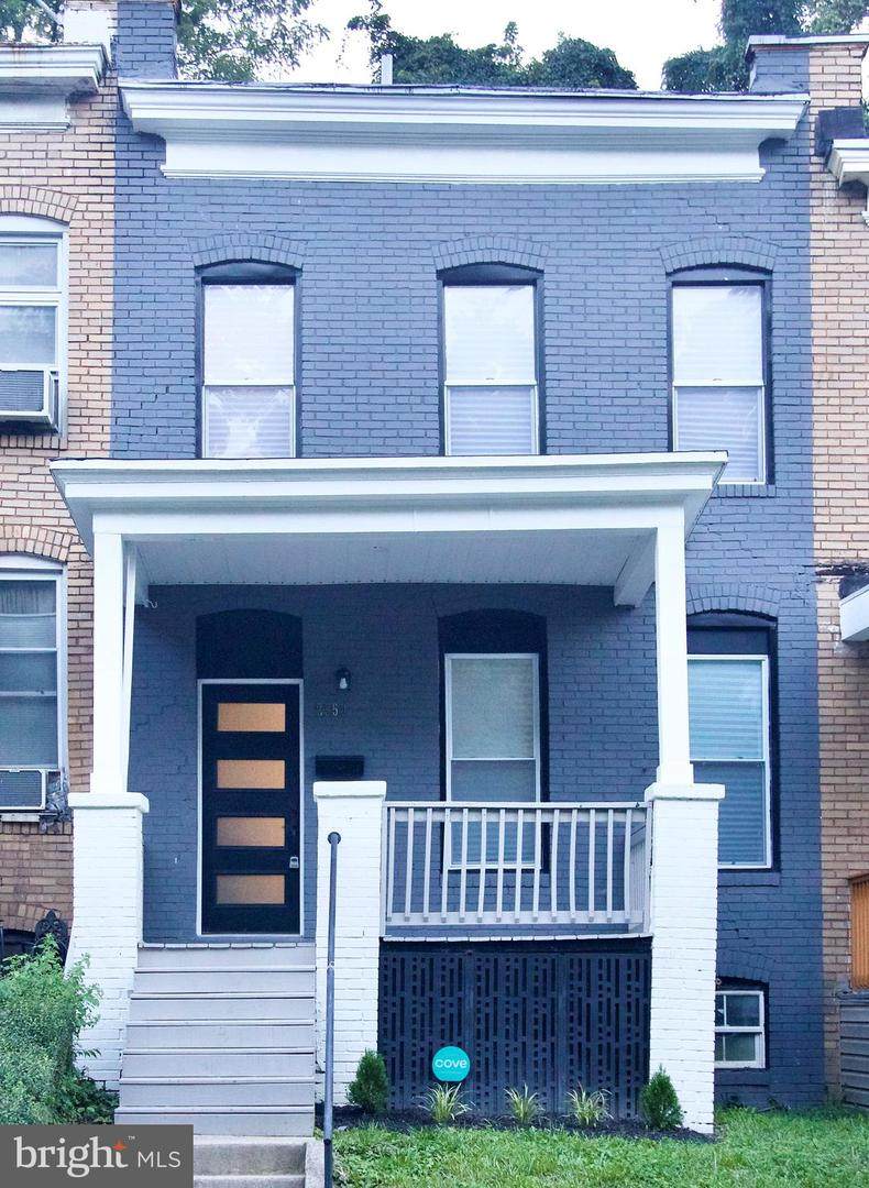 2550 Druid Park Drive - Photo 1