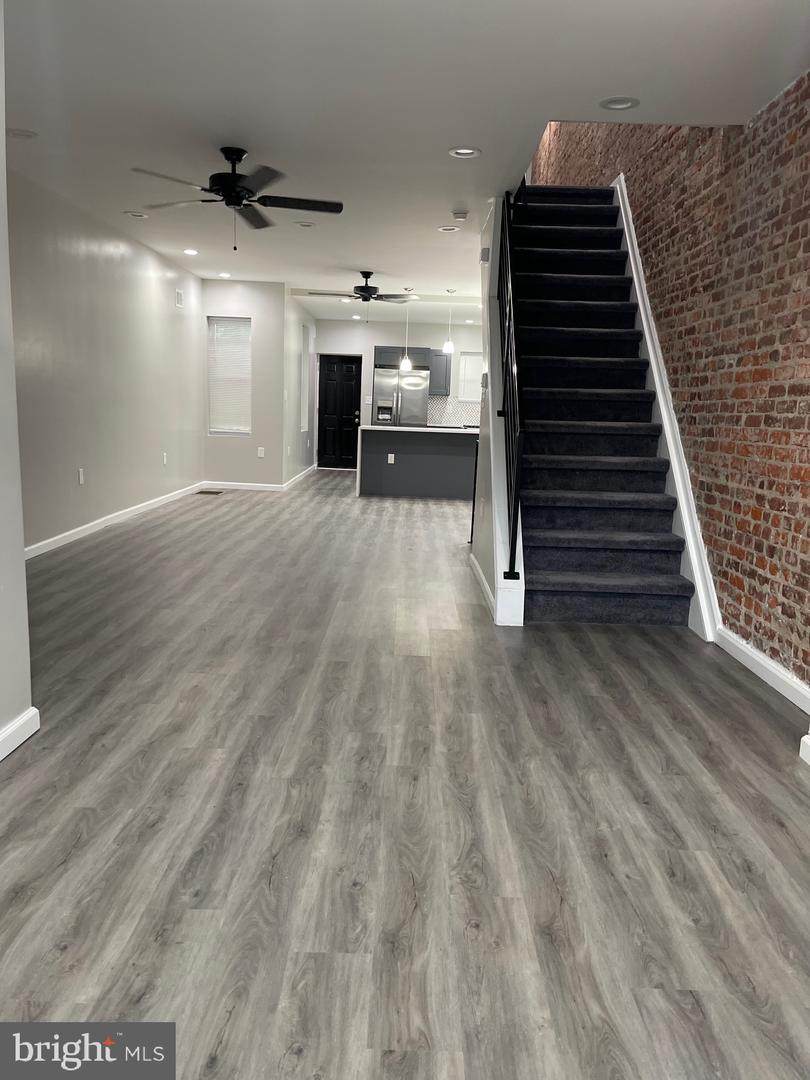 410 Duncannon Avenue - Photo 1