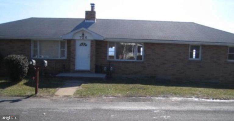 726 Adams Avenue - Photo 1