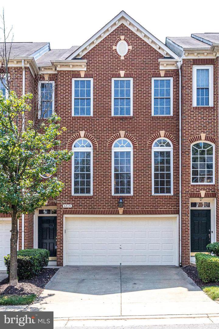 6915 Inlet Cove Drive - Photo 1