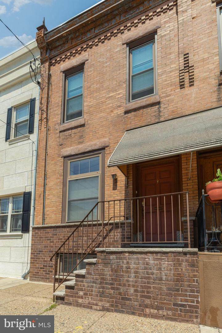 1625 Porter Street - Photo 1