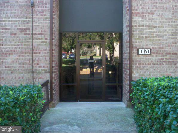 10120 Little Pond Place - Photo 1