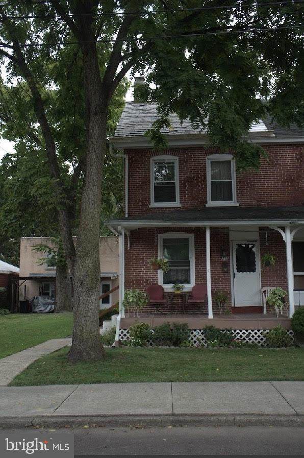 312-314 Elm Street - Photo 1