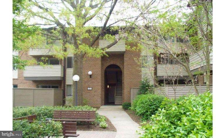 19419 Brassie Place - Photo 1