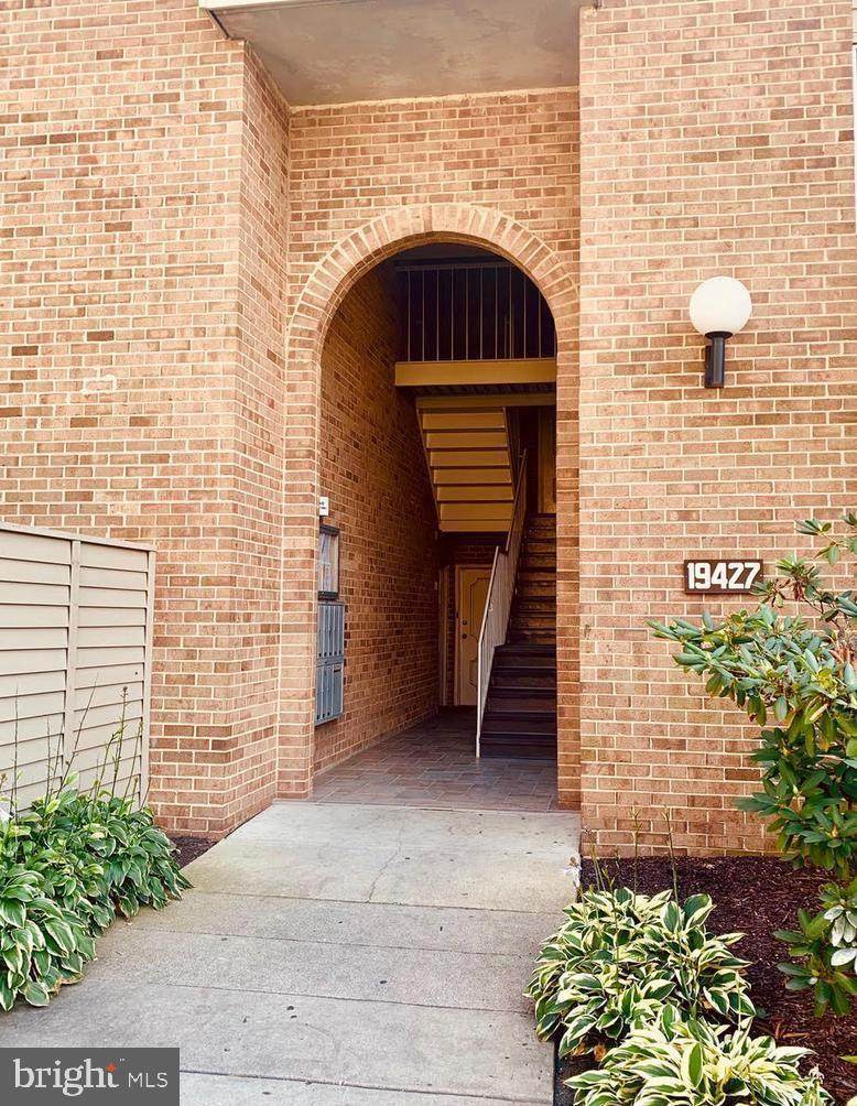 19427 Brassie Place - Photo 1