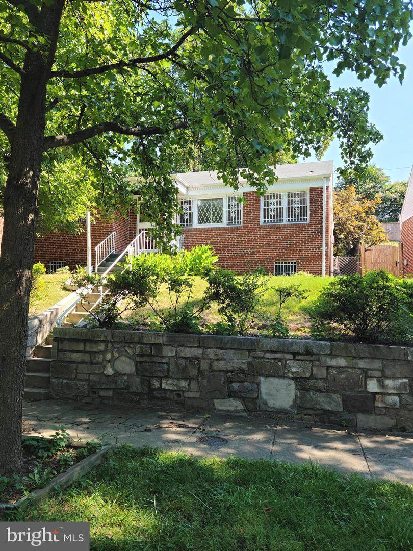 3360 Erie Street - Photo 1